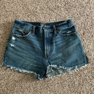 NWT ABERCROMBIE SHORTS